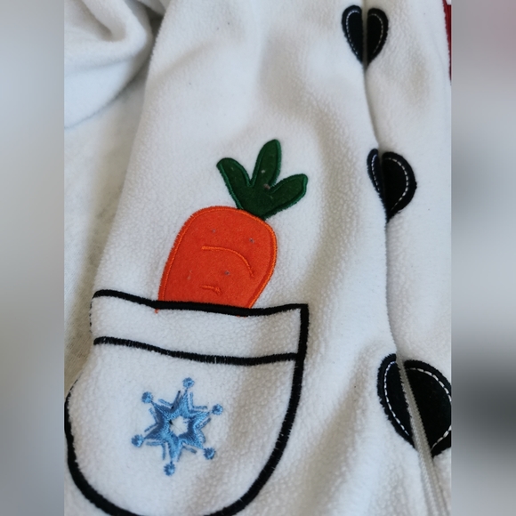 George Snowman 12 month sleeper/suit and hat set - Picture 6 of 10